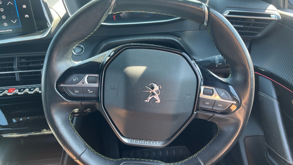 Peugeot 208 1.2 PureTech 100 GT Line 5dr Petrol Hatchback - Image 22