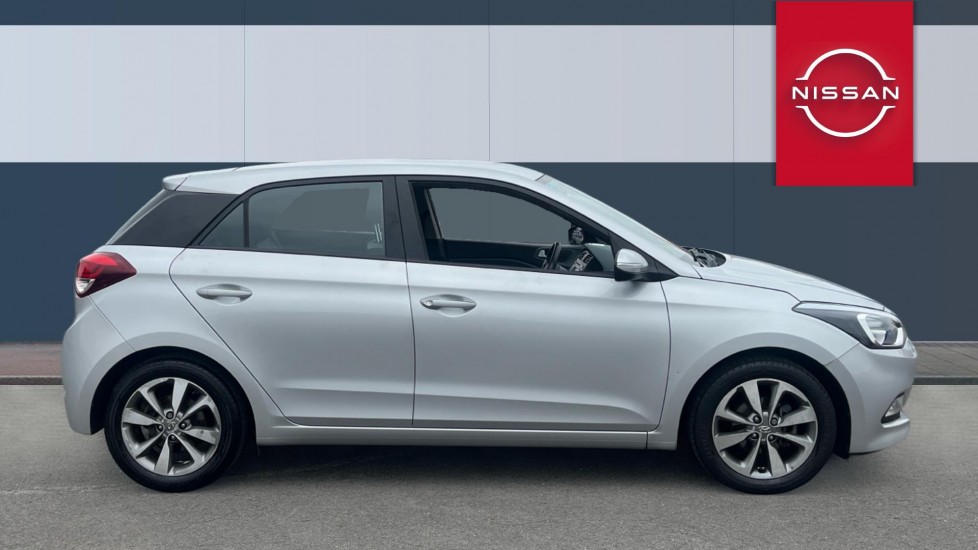 Hyundai i20 1.4 SE 5dr Petrol Hatchback - Image 5