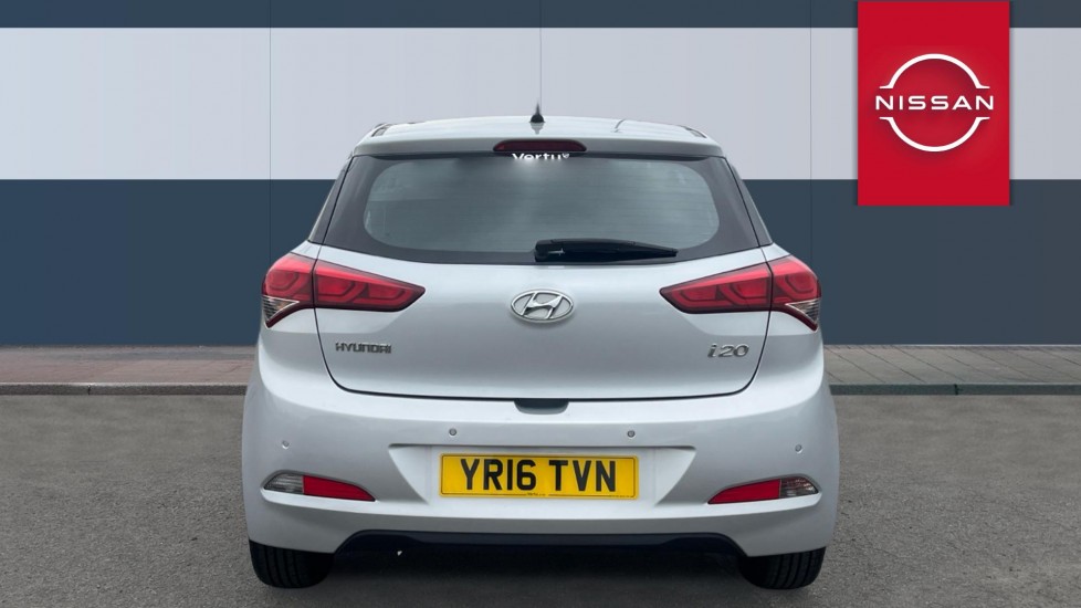 Hyundai i20 1.4 SE 5dr Petrol Hatchback - Image 6