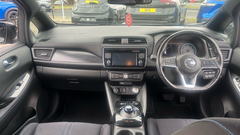 Nissan LEAF 110kW 2.Zero 40kWh 5dr Auto Electric Hatchback - Image 10