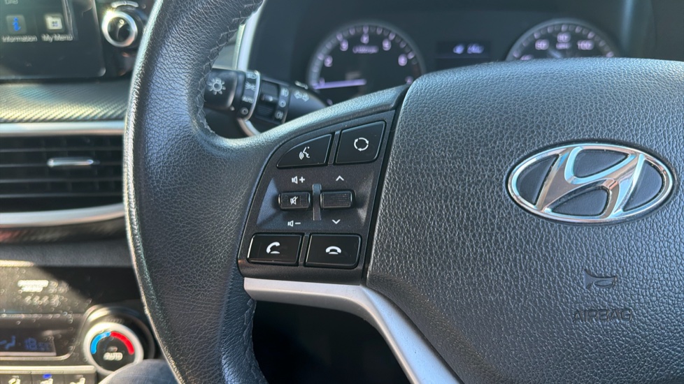 Hyundai TUCSON 1.6 GDi SE Nav 5dr 2WD Petrol Estate - Image 21