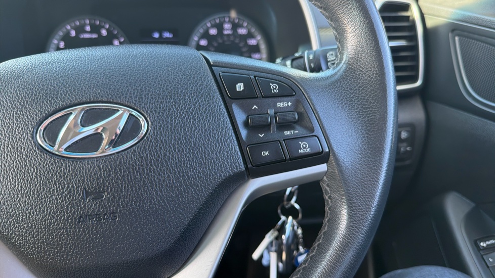 Hyundai TUCSON 1.6 GDi SE Nav 5dr 2WD Petrol Estate - Image 22