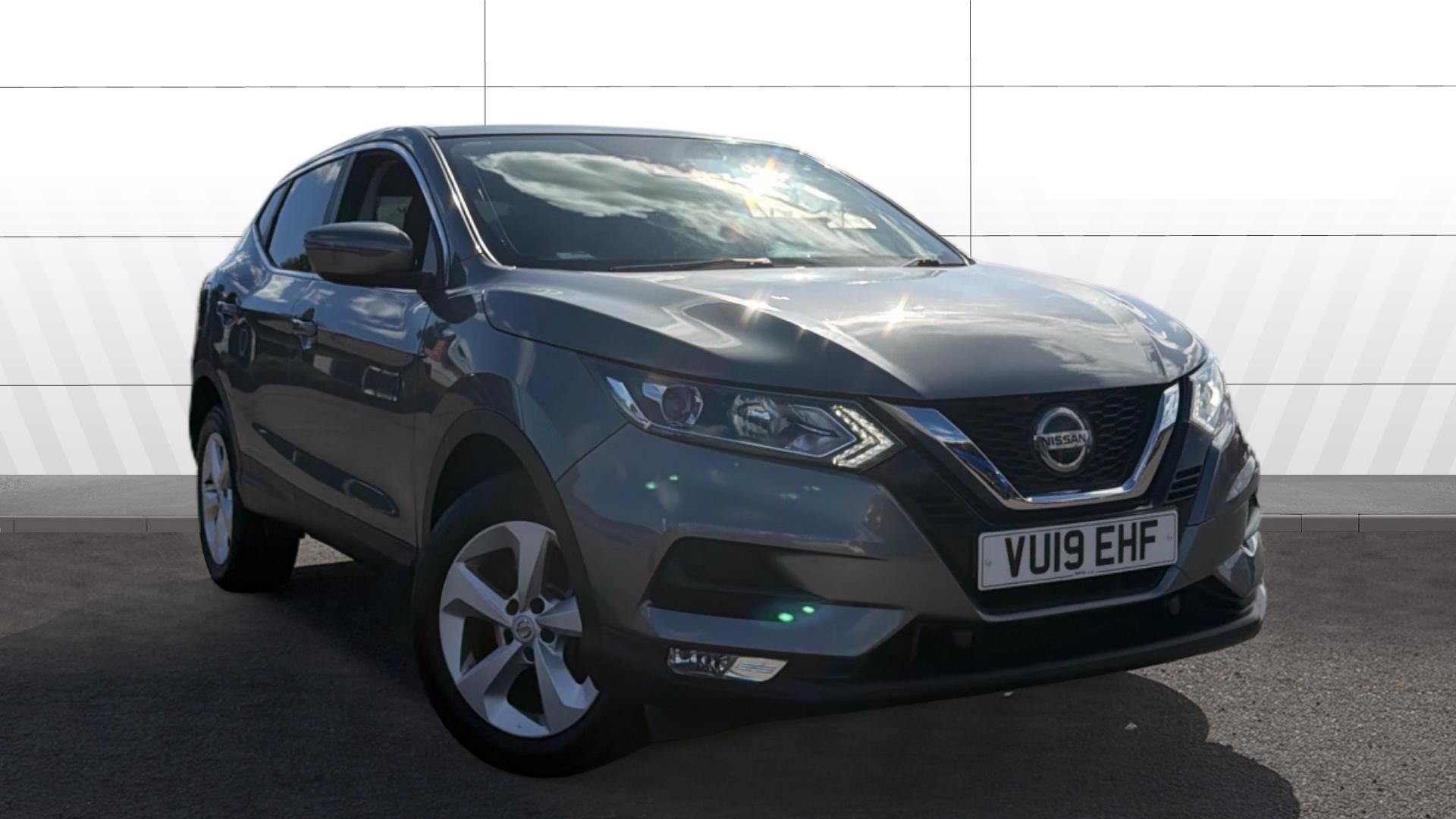 Nissan Qashqai listing photo