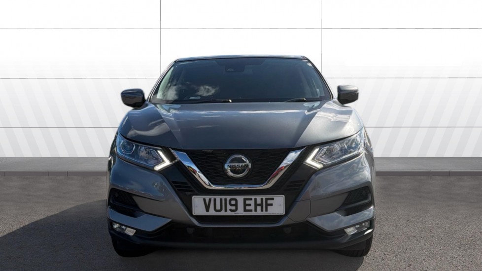 Nissan Qashqai 1.3 DiG-T Acenta Premium 5dr Petrol Hatchback - Image 3
