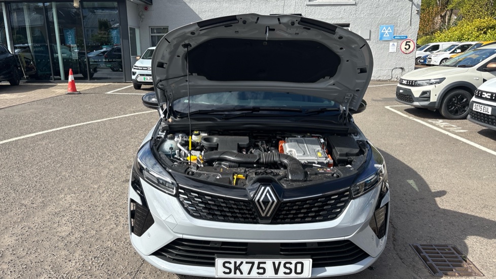 Renault Clio 1.6 E-TECH full hybrid 145 Techno+ 5dr Auto Hybrid Hatchback - Image 8