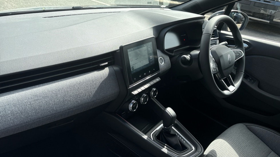 Renault Clio 1.6 E-TECH full hybrid 145 Techno+ 5dr Auto Hybrid Hatchback - Image 9