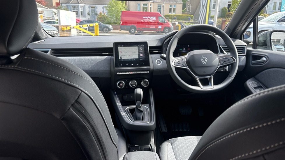 Renault Clio 1.6 E-TECH full hybrid 145 Techno+ 5dr Auto Hybrid Hatchback - Image 10
