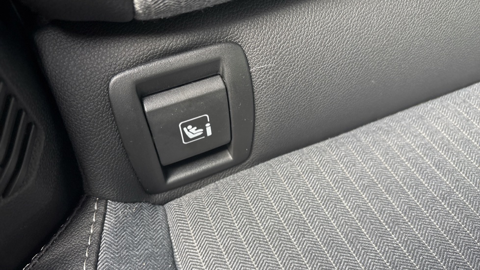 Renault Clio 1.6 E-TECH full hybrid 145 Techno+ 5dr Auto Hybrid Hatchback - Image 53