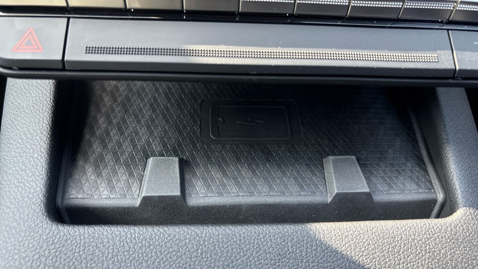 Renault Megane E-Tech EV60 160kW Techno Esprit Alpine 60kWh 5dr Auto Electric Hatchback - Image 38