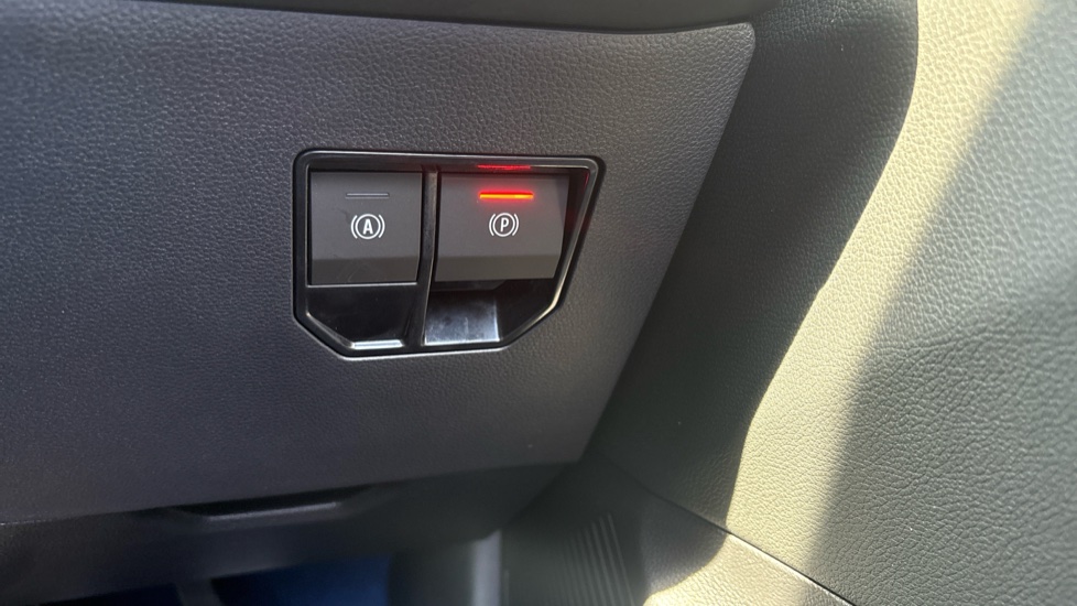 Renault Megane E-Tech EV60 160kW Techno Esprit Alpine 60kWh 5dr Auto Electric Hatchback - Image 43