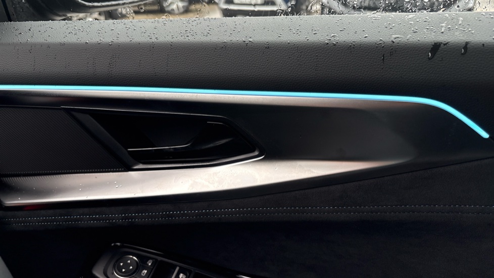 Renault Austral E-Tech Full Hybrid Techno Esprit Alpine 5dr Auto Hybrid Estate - Image 35