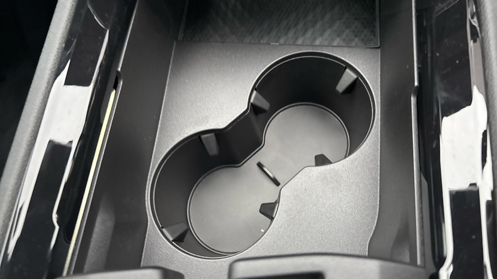Renault Austral E-Tech Full Hybrid Techno Esprit Alpine 5dr Auto Hybrid Estate - Image 38