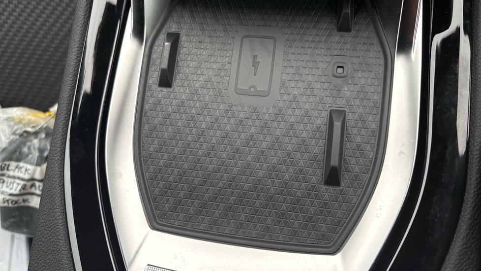 Renault Austral E-Tech Full Hybrid Techno Esprit Alpine 5dr Auto Hybrid Estate - Image 39