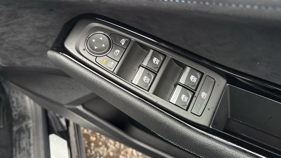 Renault Austral E-Tech Full Hybrid Techno Esprit Alpine 5dr Auto Hybrid Estate - Image 58