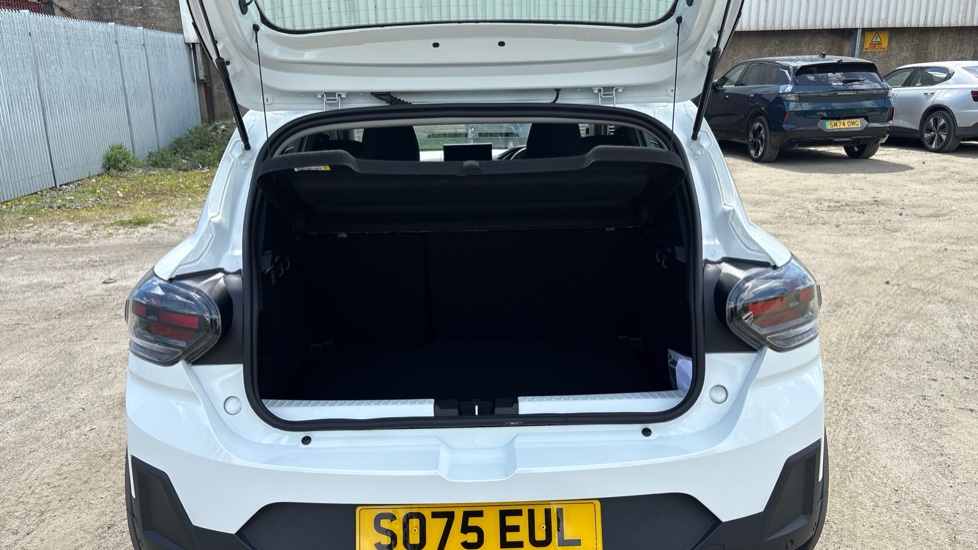 Dacia Sandero Stepway 1.0 TCe Extreme 5dr Petrol Hatchback - Image 4