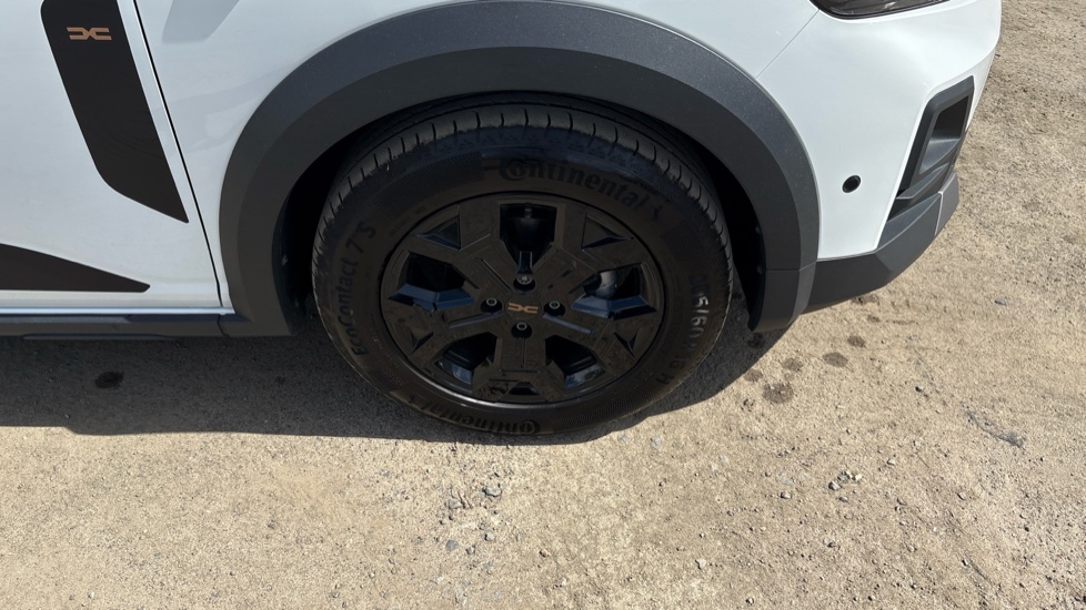 Dacia Sandero Stepway 1.0 TCe Extreme 5dr Petrol Hatchback - Image 35