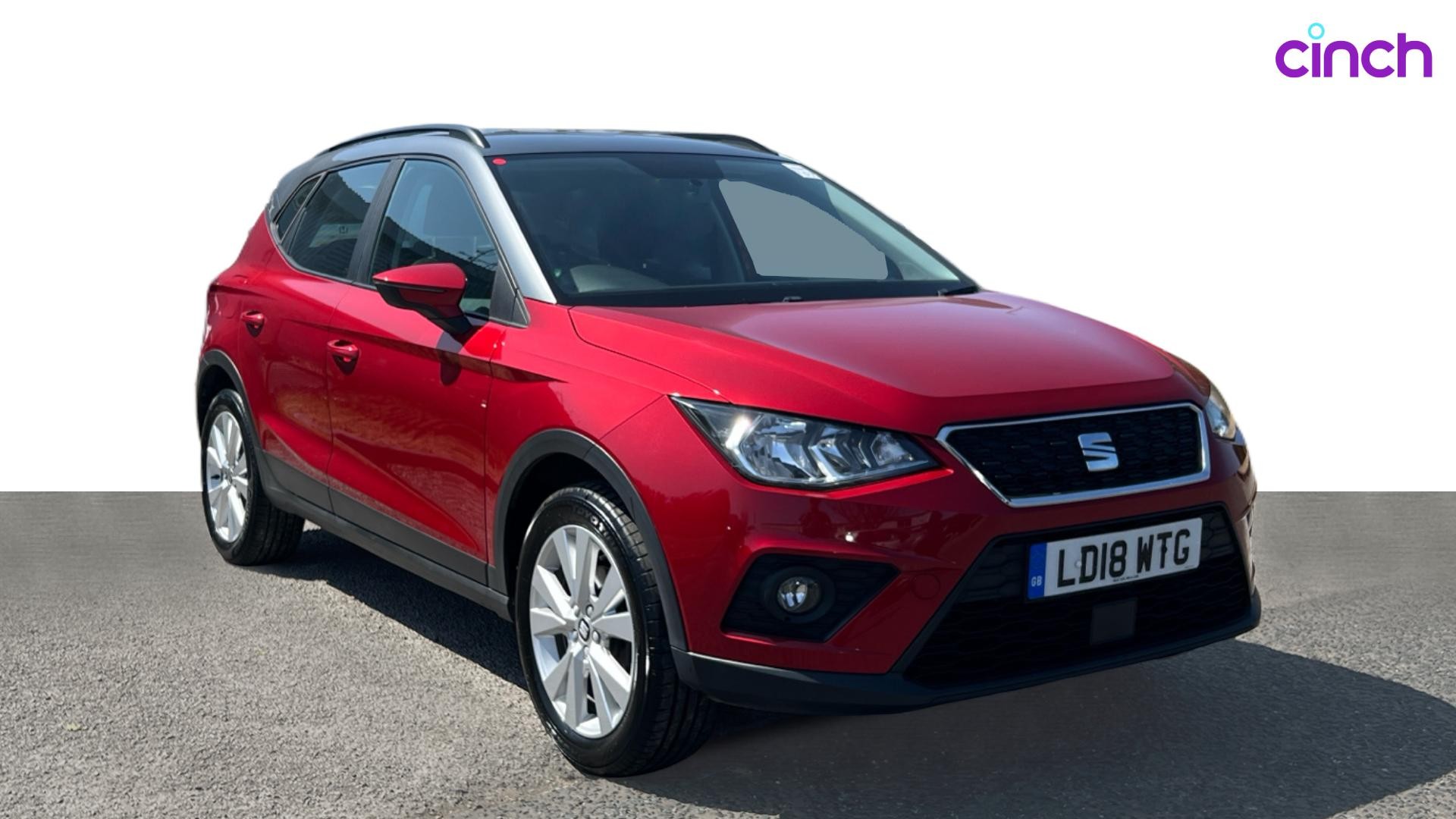 SEAT Arona listing photo