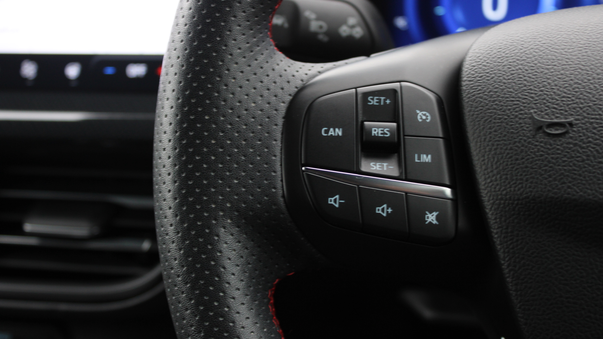 FORD FOCUS 1.0 ECOBOOST ST LINE VIGNALE TINTED WINDOWS, HEATED WINDSCREEN, BLUEOOTH 2022 72...