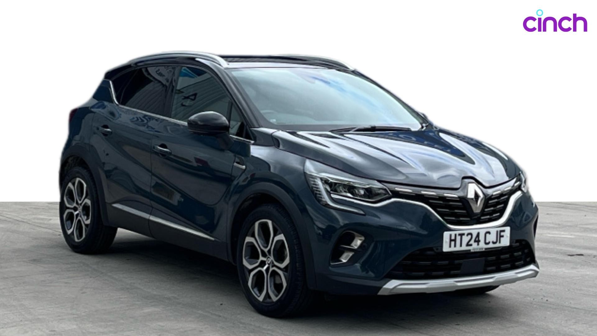 Renault Captur listing photo