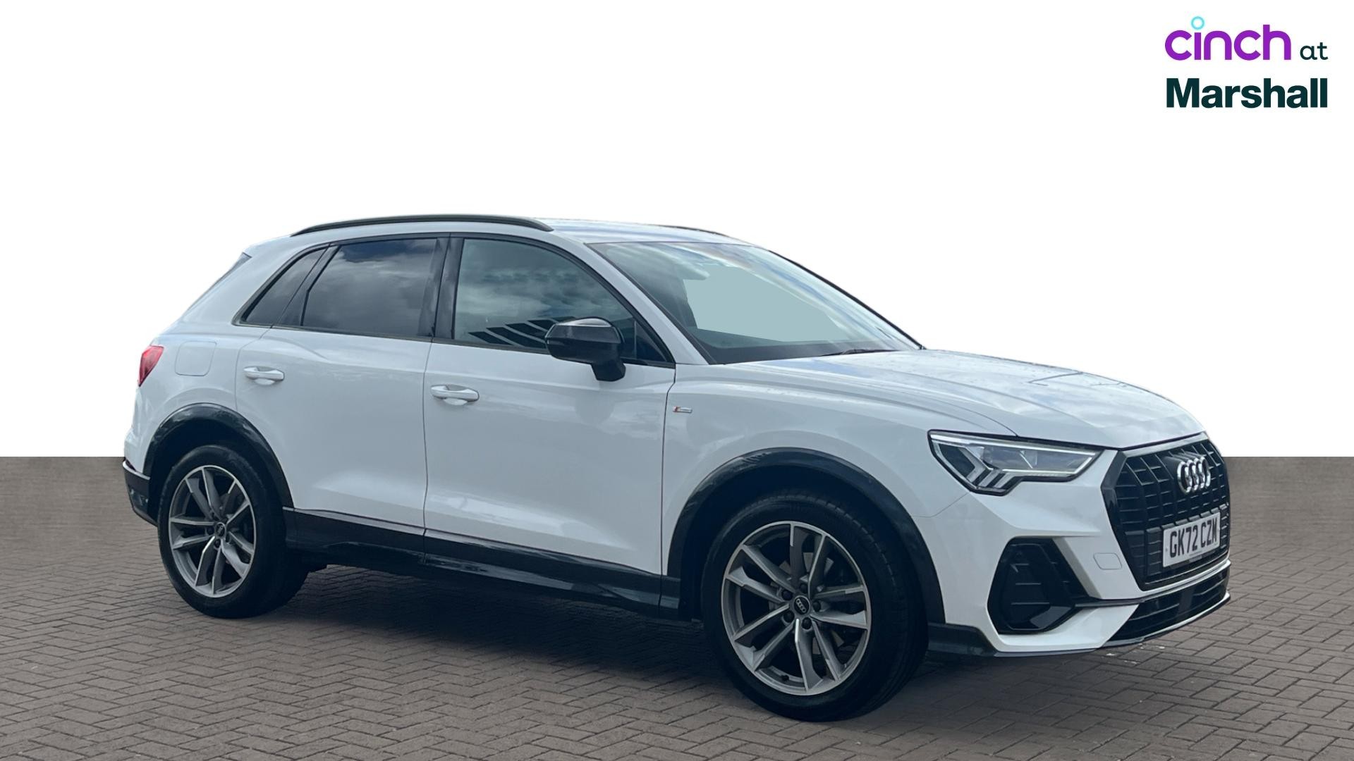 Audi Q3 listing photo
