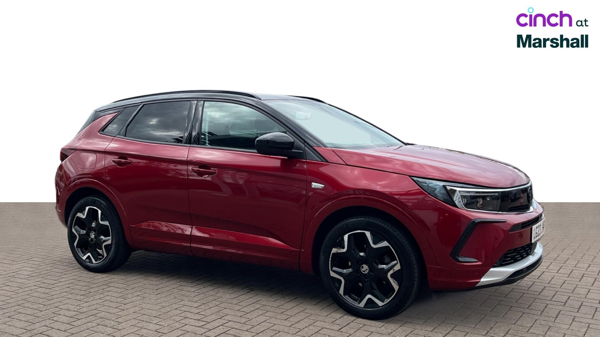 Vauxhall Grandland listing photo