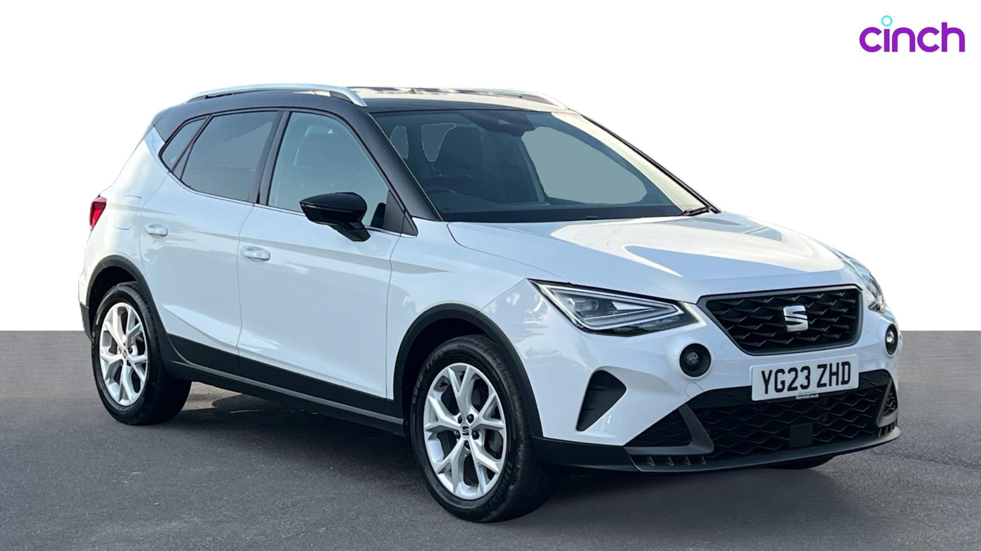 SEAT Arona listing photo
