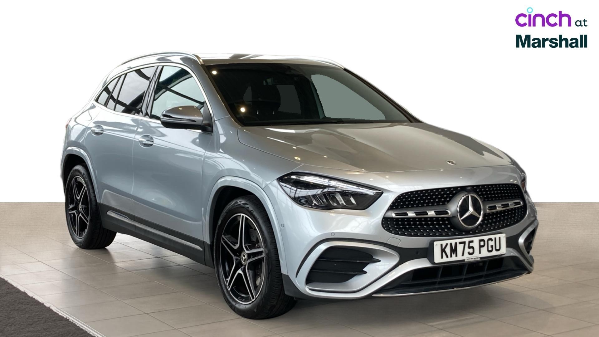Mercedes-Benz GLA listing photo
