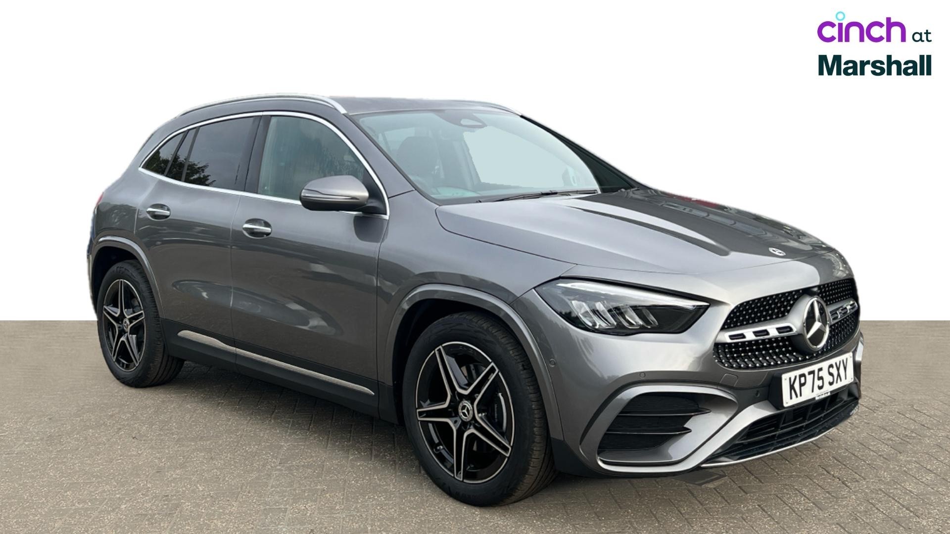 Mercedes-Benz GLA listing photo