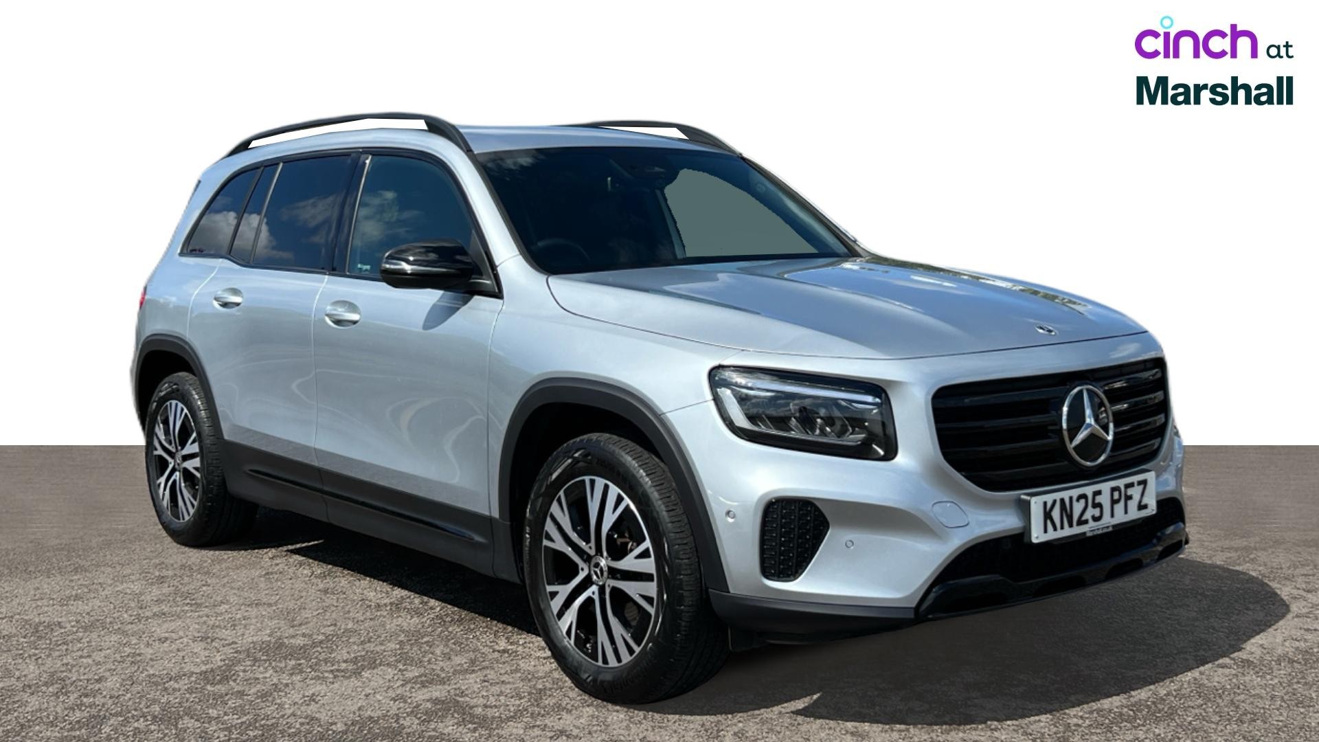 Mercedes-Benz GLB listing photo