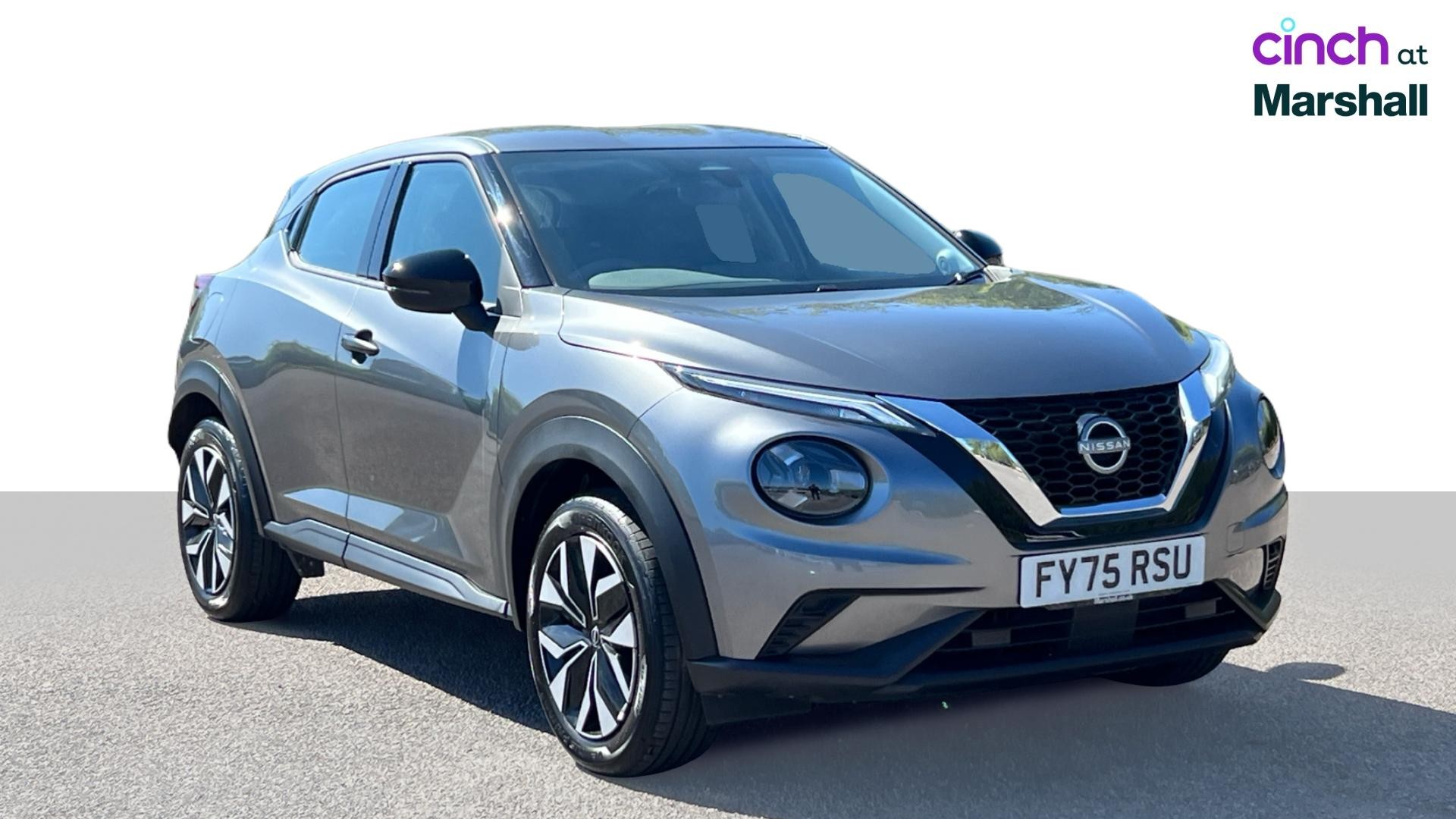 Nissan Juke listing photo