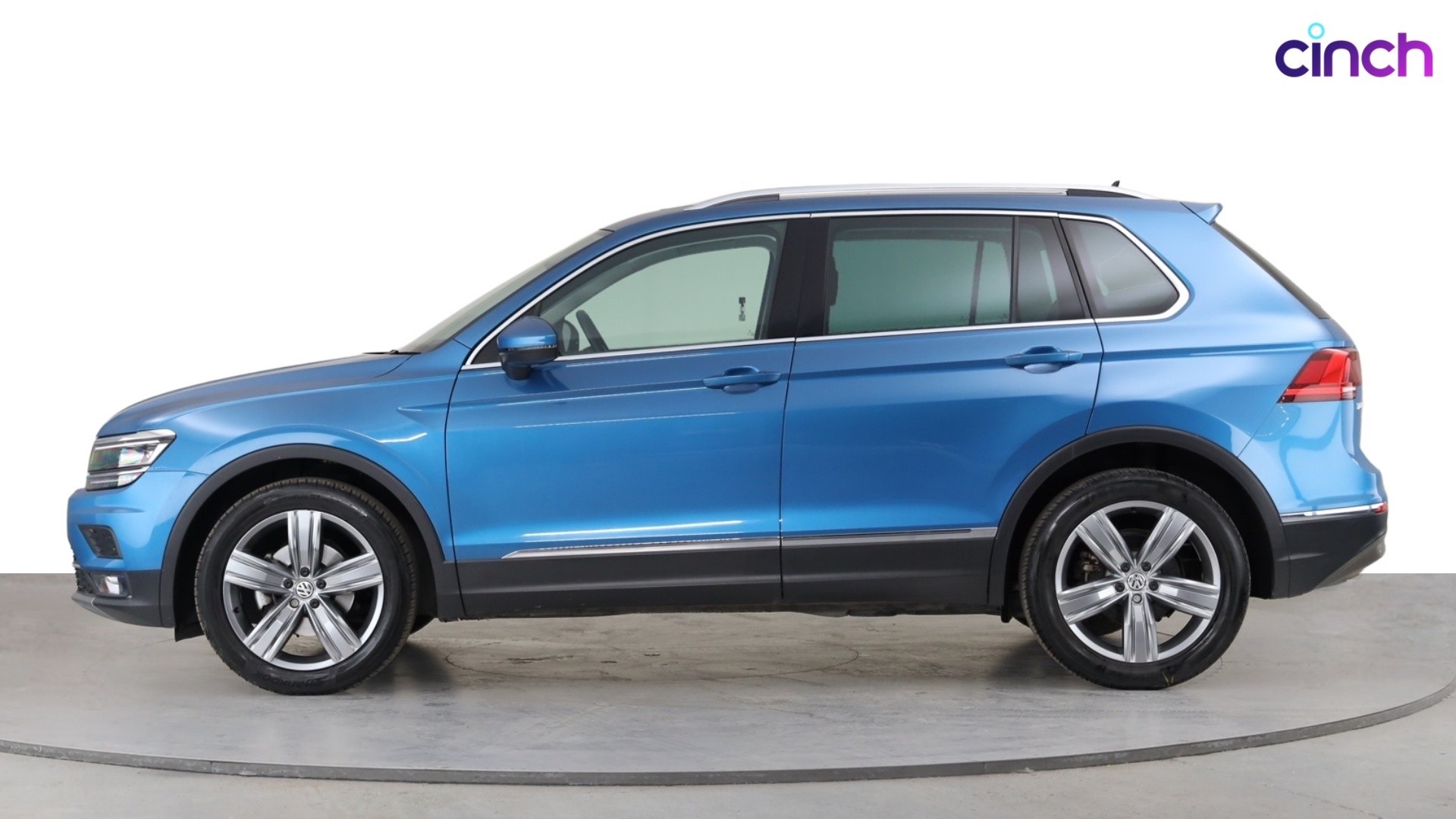 Used 2019 BLUE Volkswagen Tiguan 1.5 TSi EVO 150 SEL 5dr DSG  