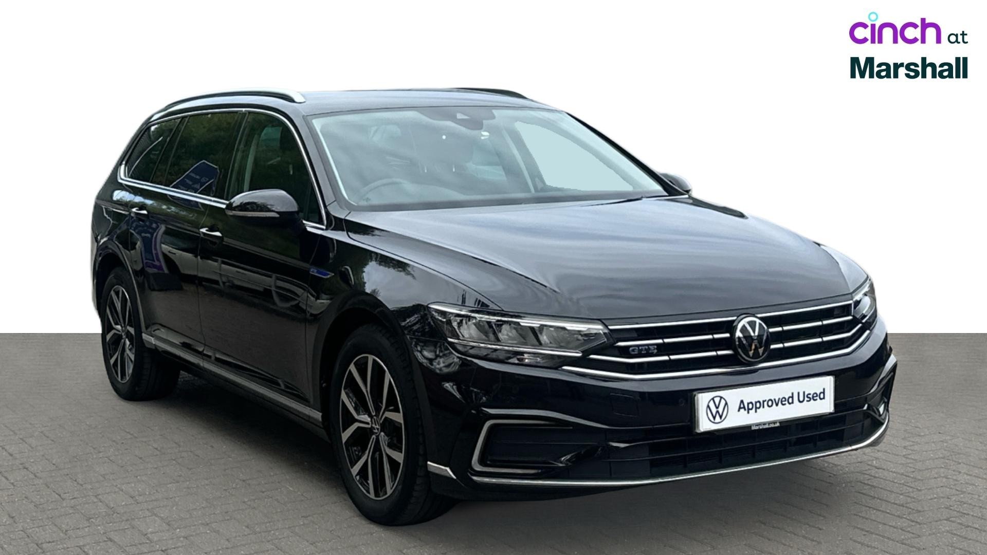 Volkswagen Passat listing photo