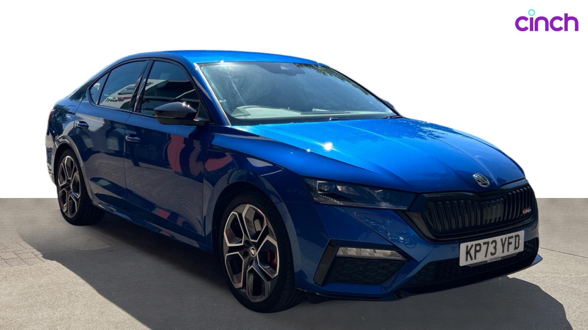 Skoda Octavia listing photo