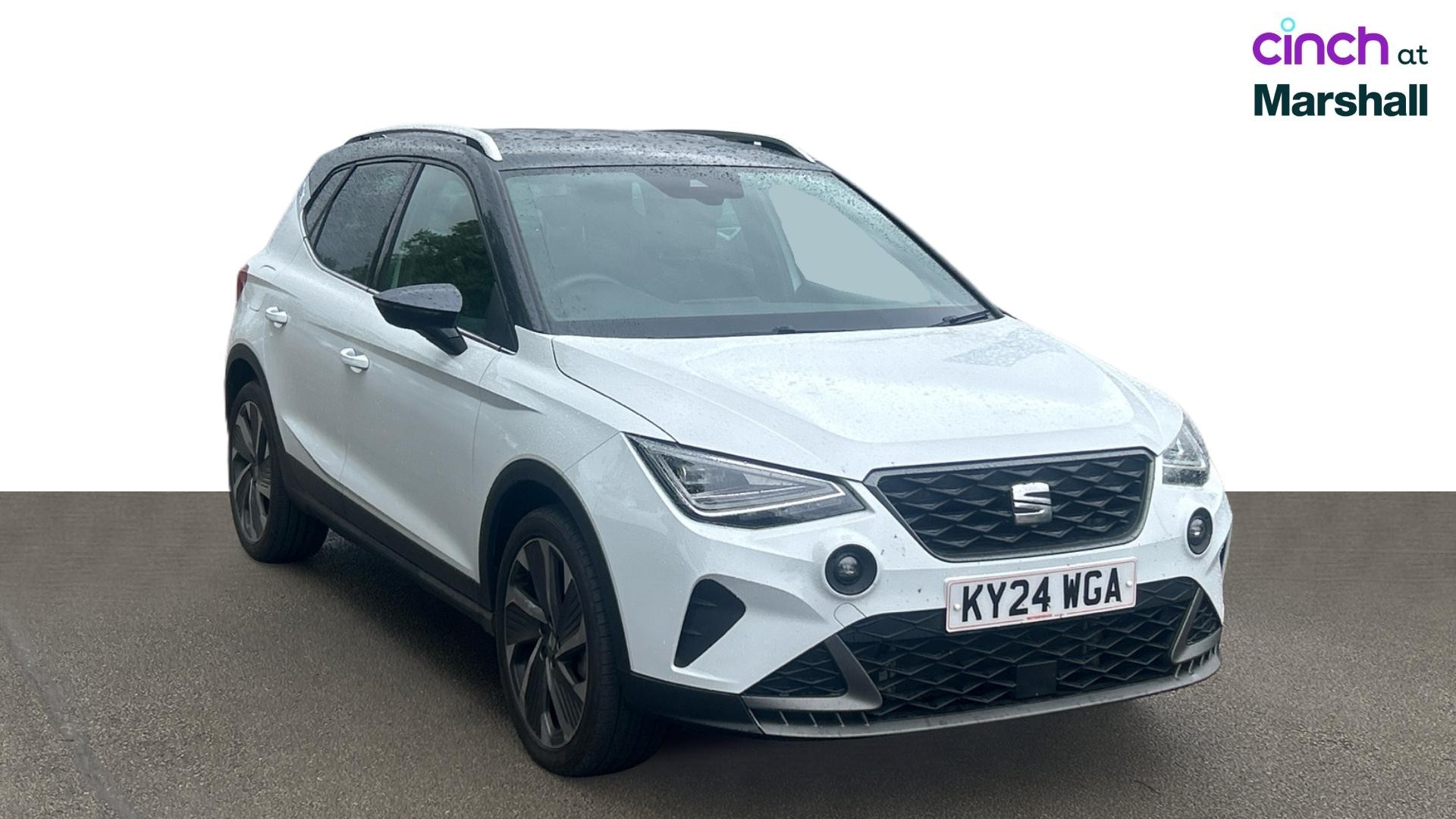 SEAT Arona listing photo