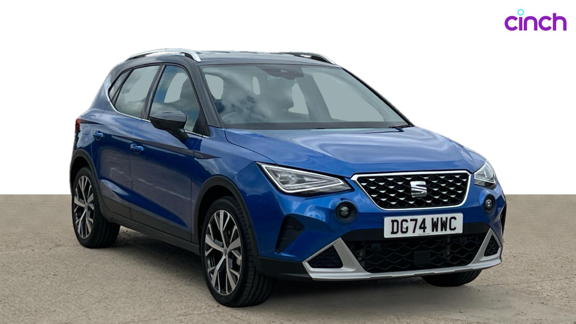 SEAT Arona listing photo