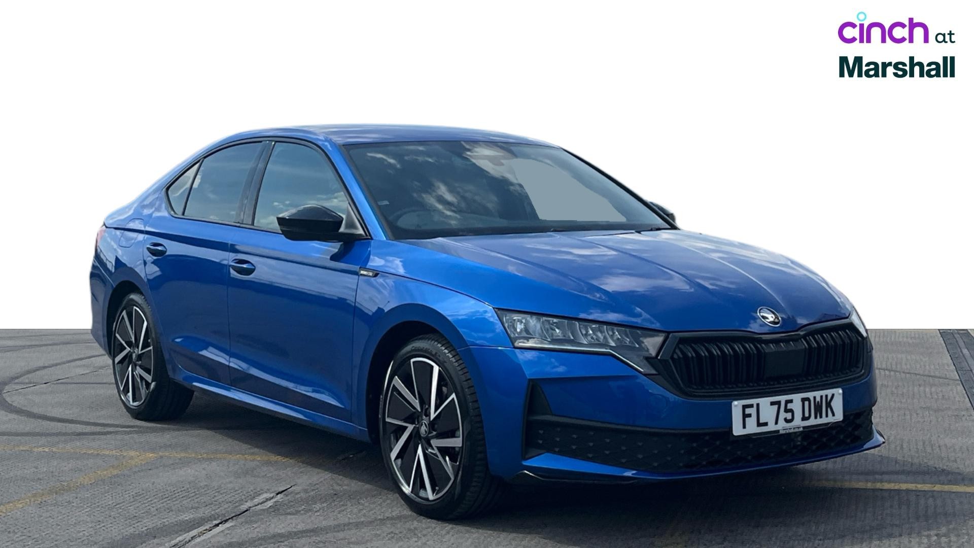 Skoda Octavia listing photo