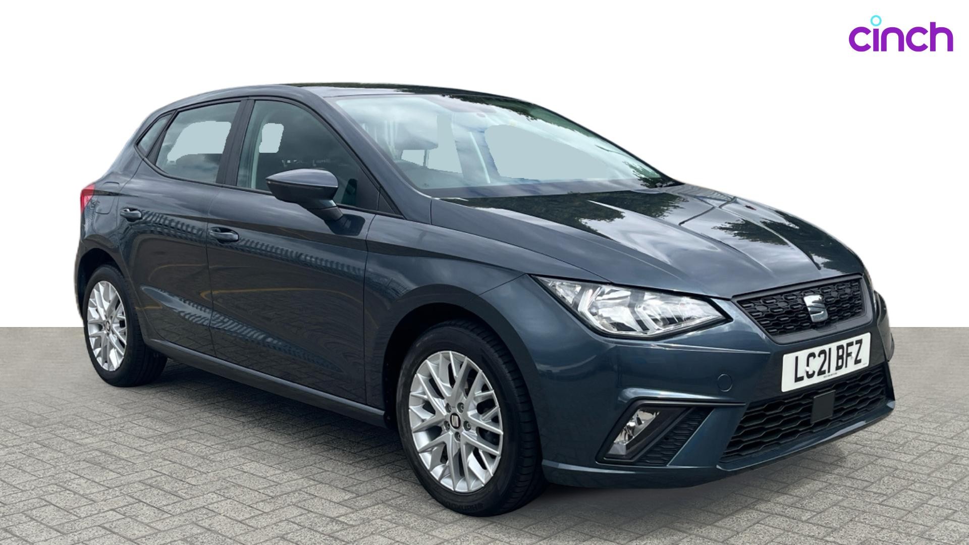 SEAT Ibiza listing photo