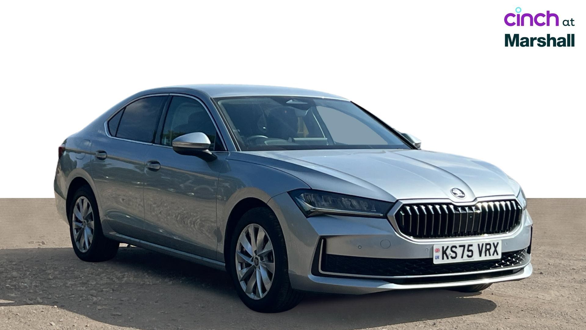 Skoda Superb listing photo