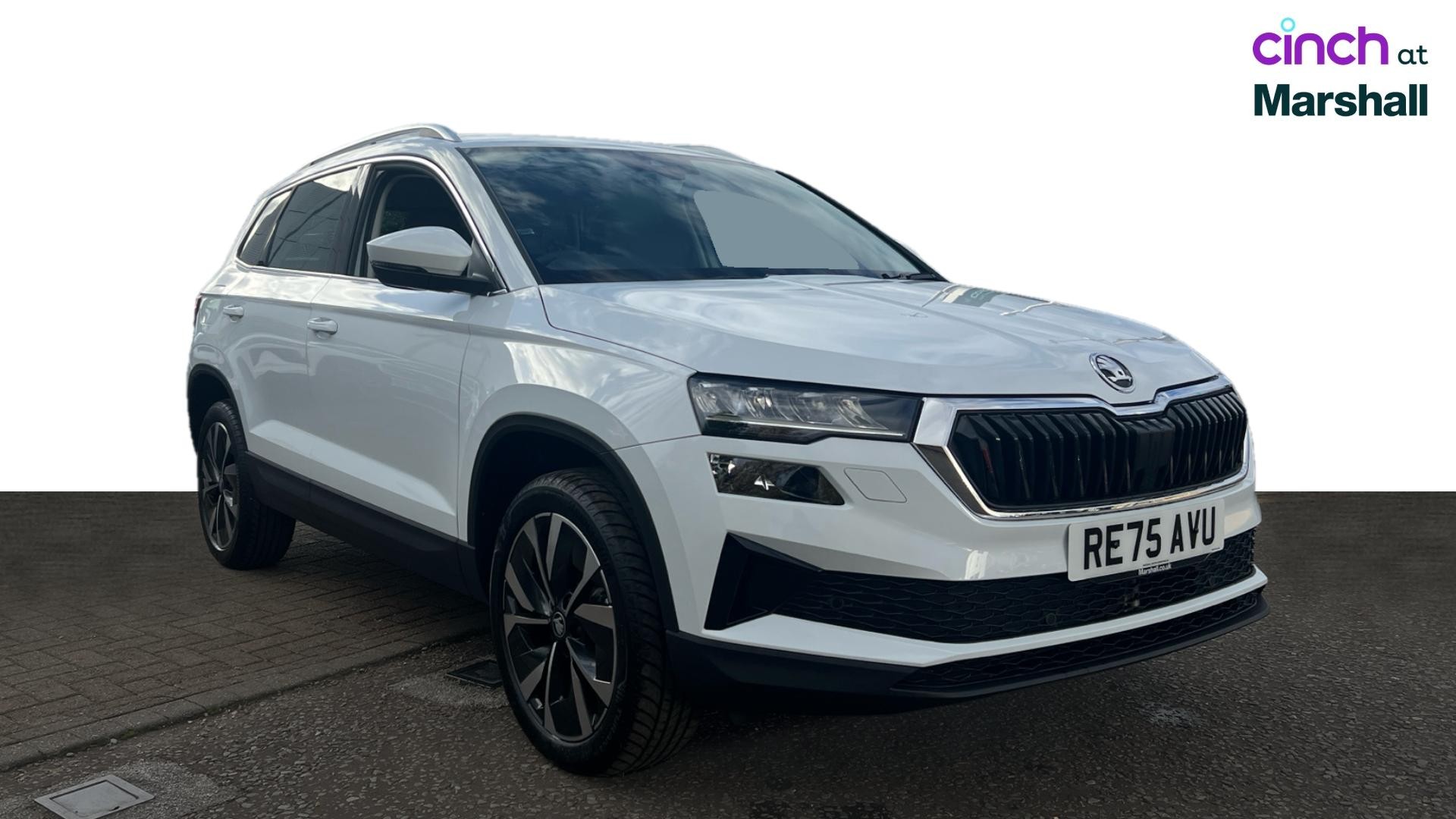 Skoda Karoq listing photo