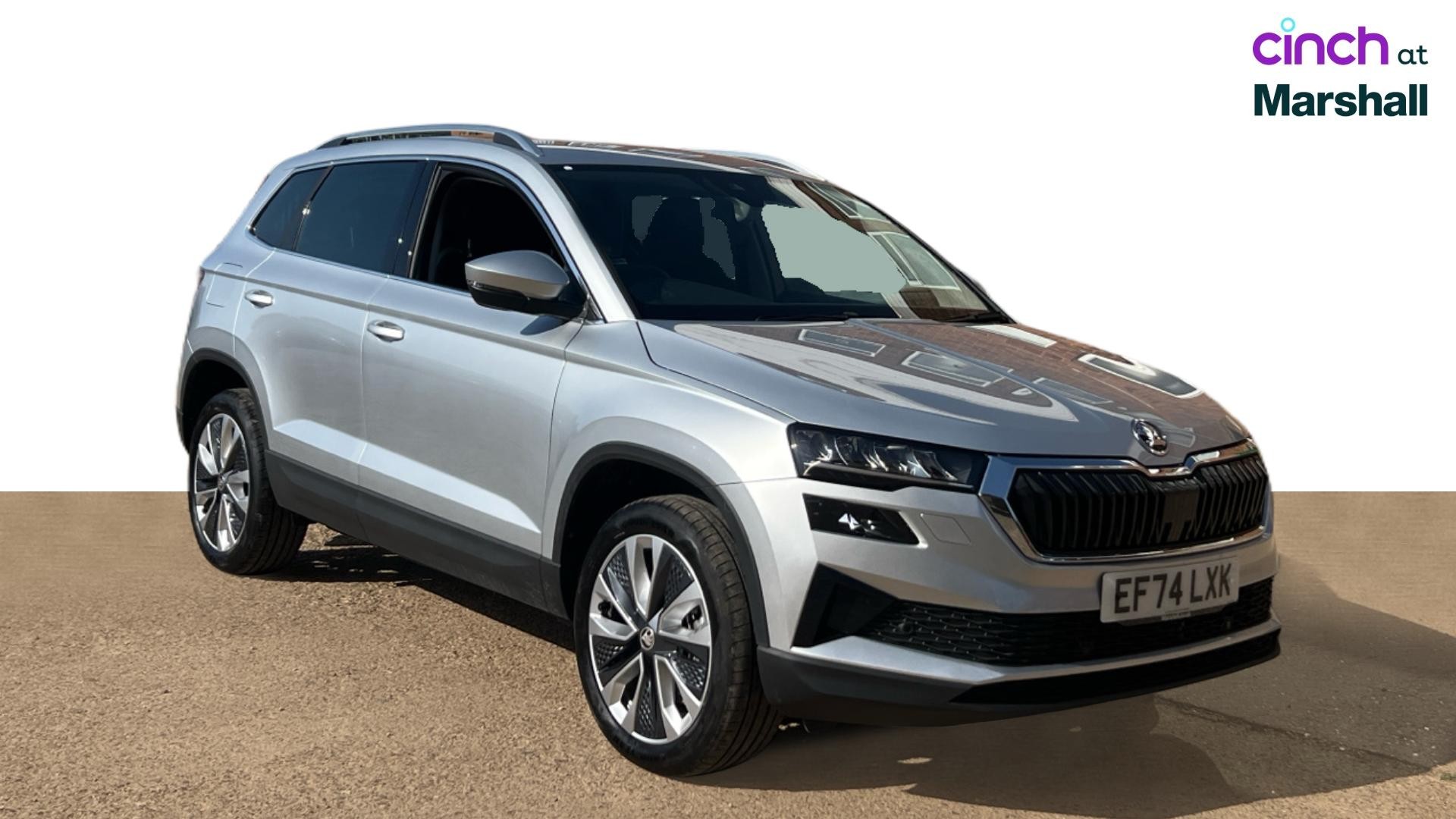 Skoda Karoq listing photo