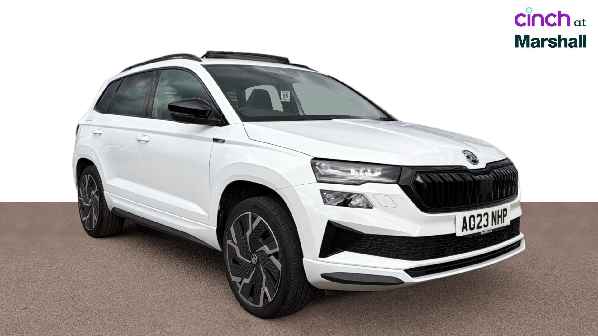 Skoda Karoq listing photo