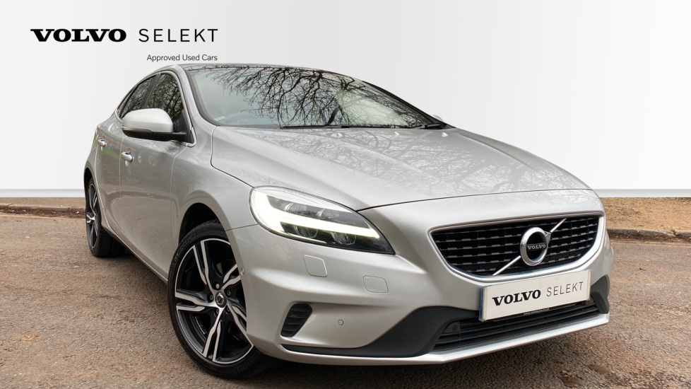 Used Cars Volvo V40 R Design Edition T3 Price 18 150 Mileage