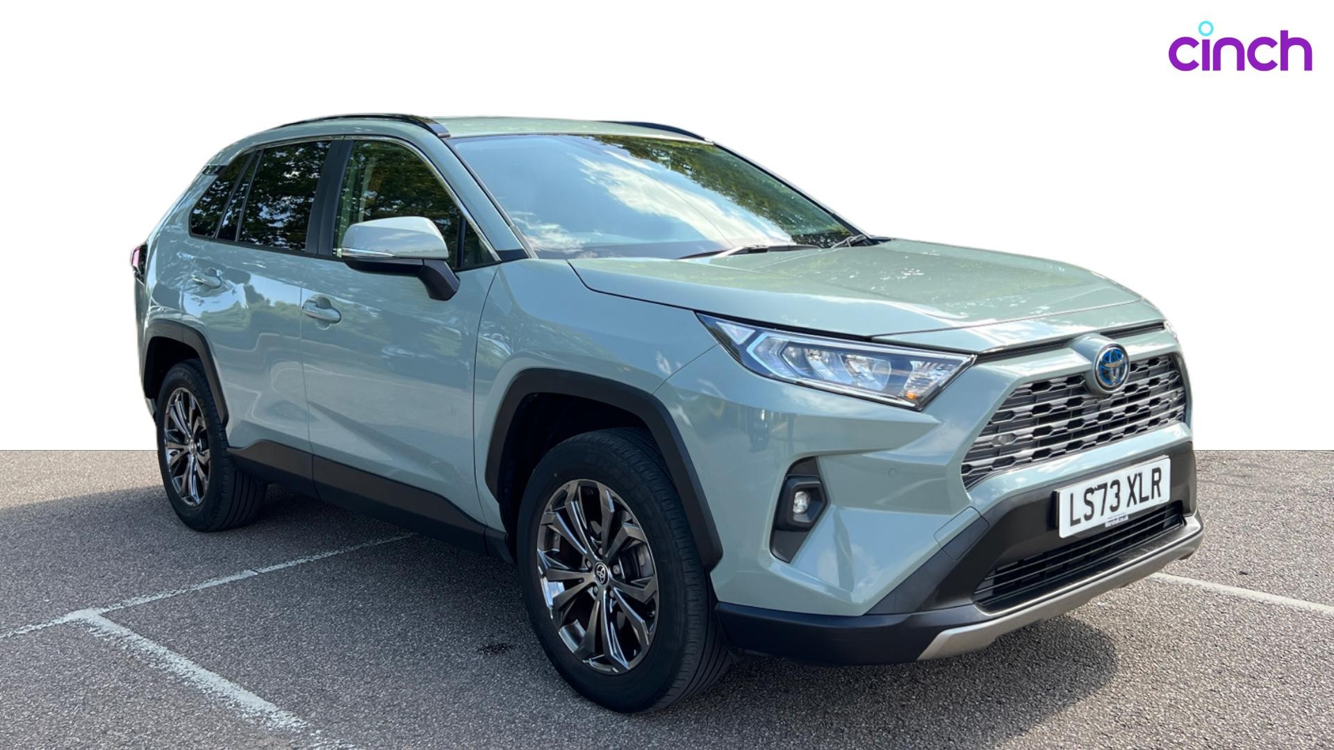 Toyota RAV4 listing photo