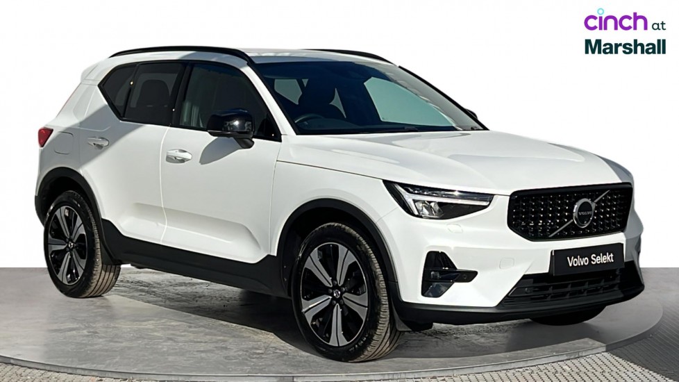2023 Volvo XC40