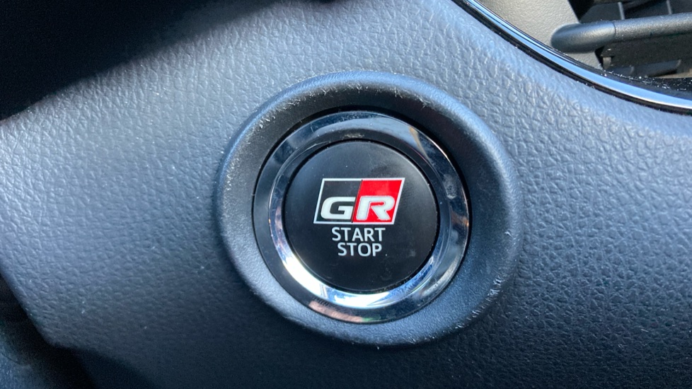 Toyota C-HR 1.8 Hybrid GR Sport 5dr CVT Hybrid Hatchback - Image 16