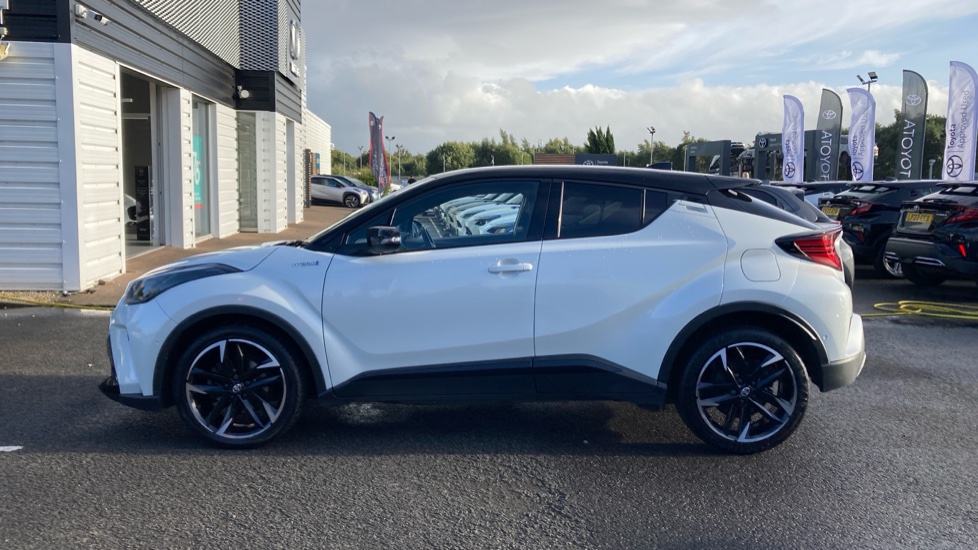 Toyota C-HR 1.8 Hybrid GR Sport 5dr CVT Hybrid Hatchback - Image 24