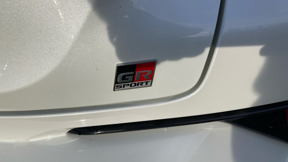 Toyota C-HR 1.8 Hybrid GR Sport 5dr CVT Hybrid Hatchback - Image 29