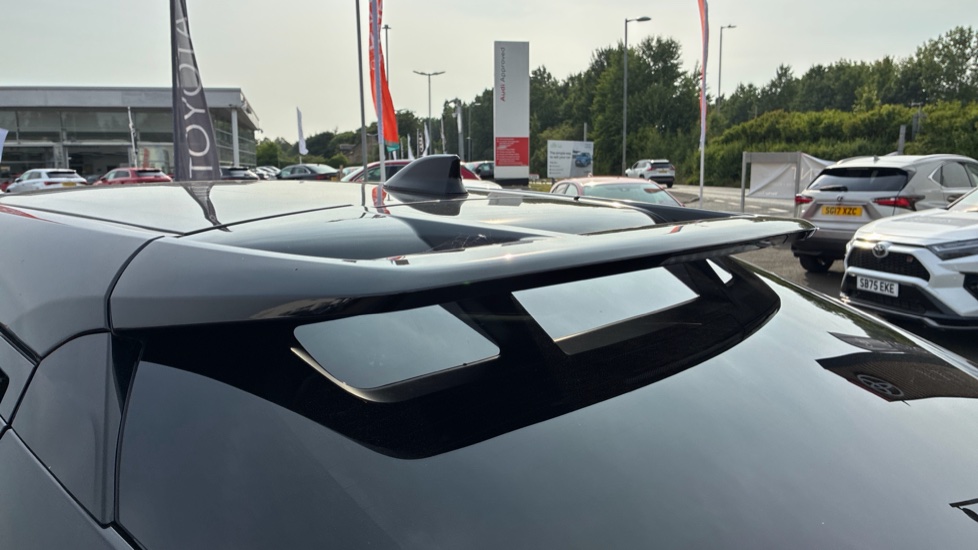 Toyota C-HR 1.8 Hybrid Design 5dr CVT Hybrid Hatchback - Image 44