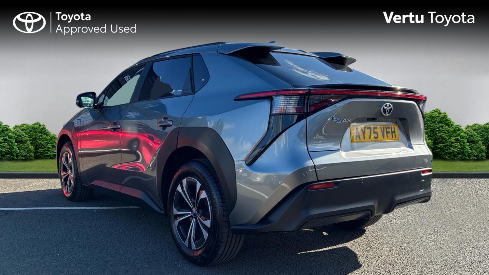 Toyota bZ4X 150kW Motion 71.4kWh 5dr Auto [11kW] Electric Hatchback - Image 4