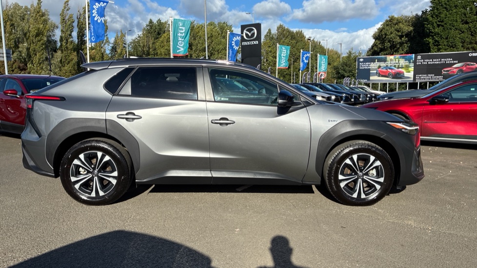 Toyota bZ4X 150kW Motion 71.4kWh 5dr Auto [11kW] Electric Hatchback - Image 23